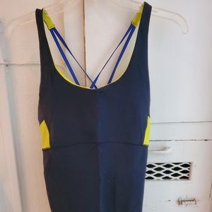 Athleta exercise top - Size Medium